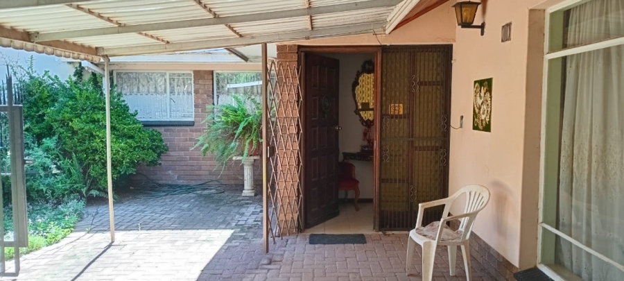 3 Bedroom Property for Sale in Neserhof North West